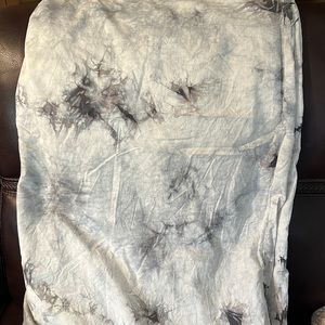 Urban Outfitters tie dye duvet cover size full